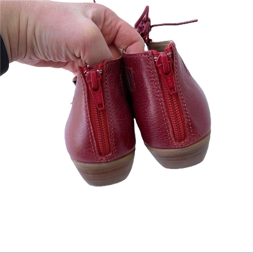 Comfortiva Riley Open Toe Red Leather Laser Cutout Detailed Boho Sandals Size 6 - Picture 7 of 16